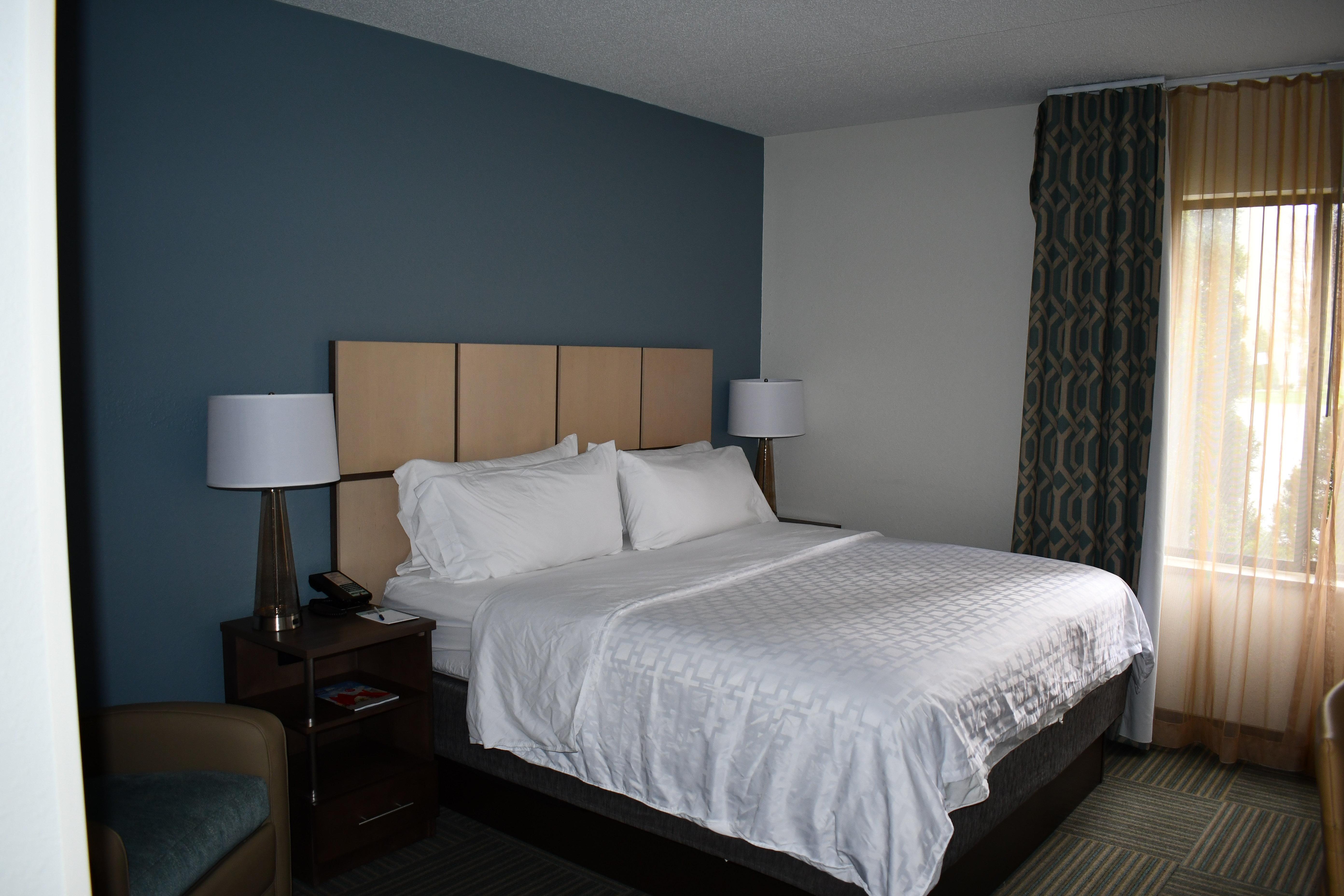 Candlewood Suites Grand Rapids Airport By Ihg Cascade Extérieur photo