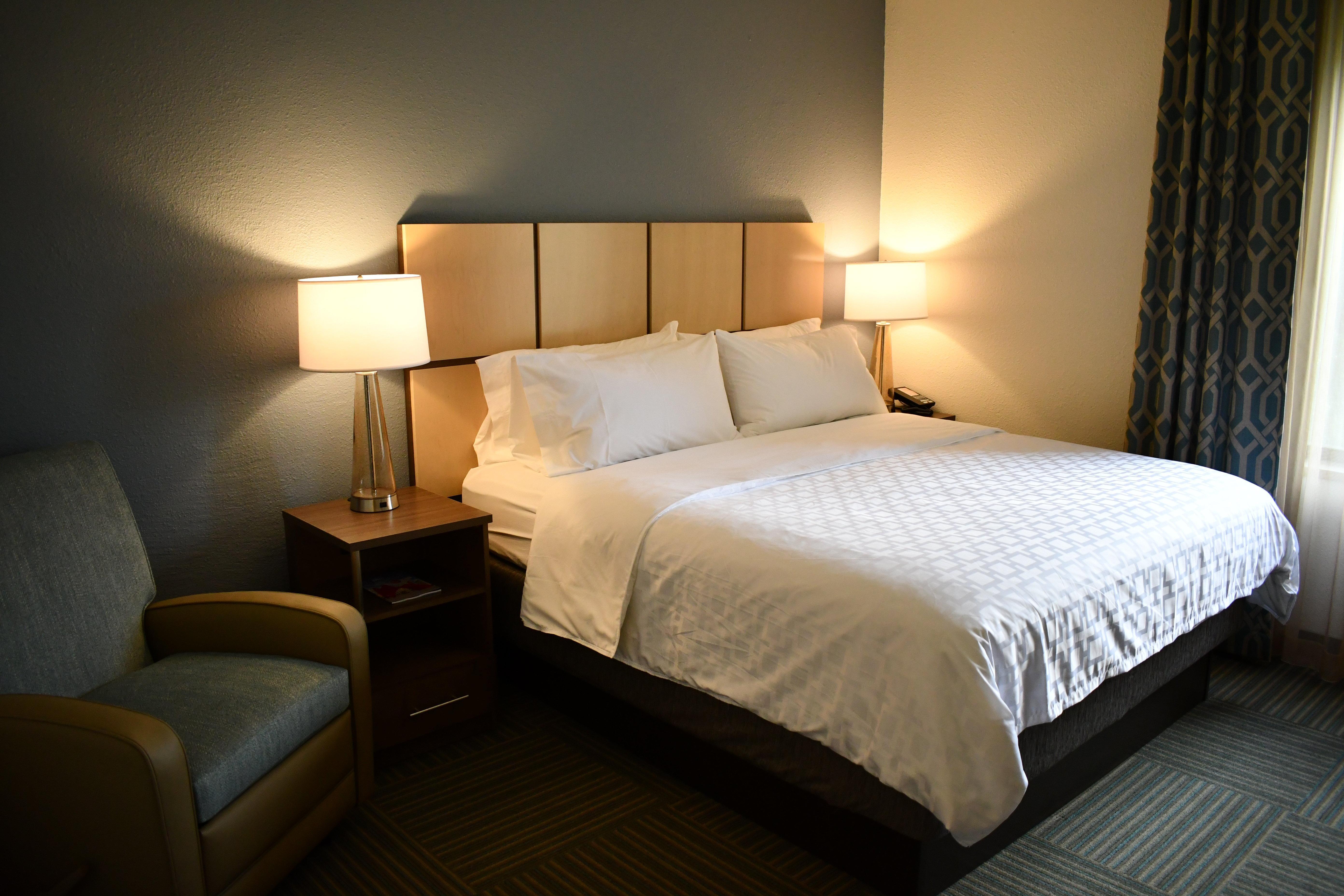 Candlewood Suites Grand Rapids Airport By Ihg Cascade Extérieur photo