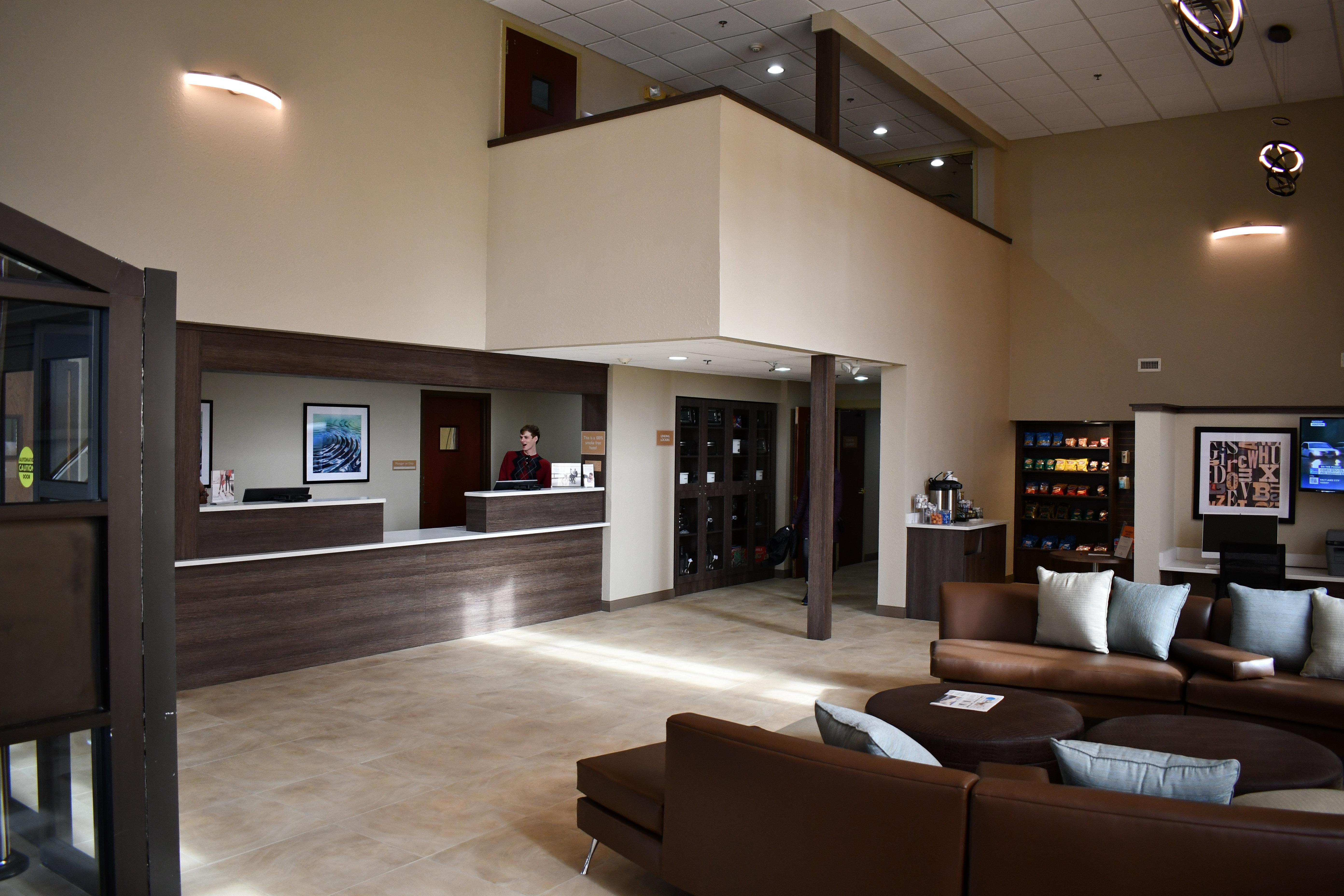 Candlewood Suites Grand Rapids Airport By Ihg Cascade Extérieur photo