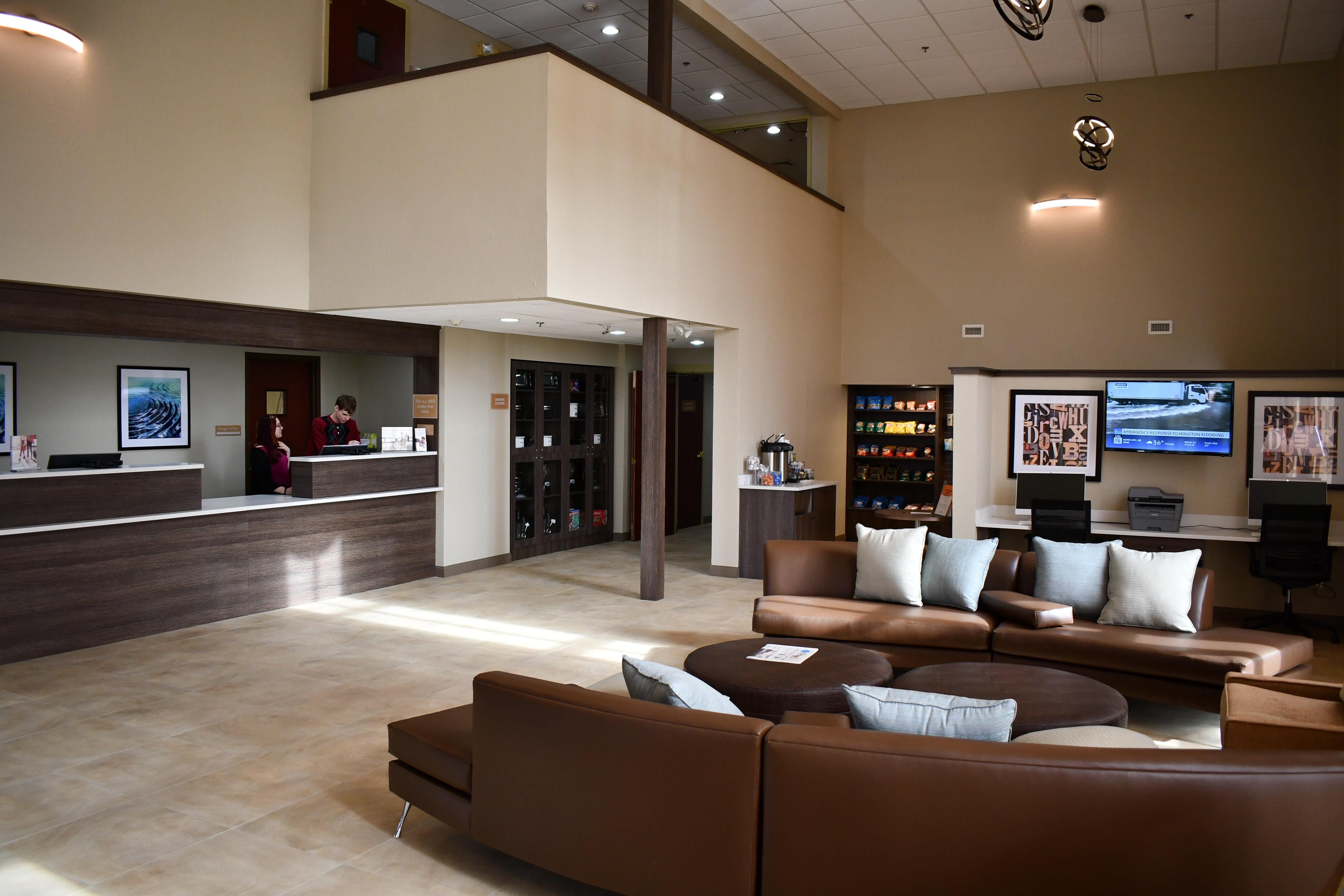 Candlewood Suites Grand Rapids Airport By Ihg Cascade Extérieur photo