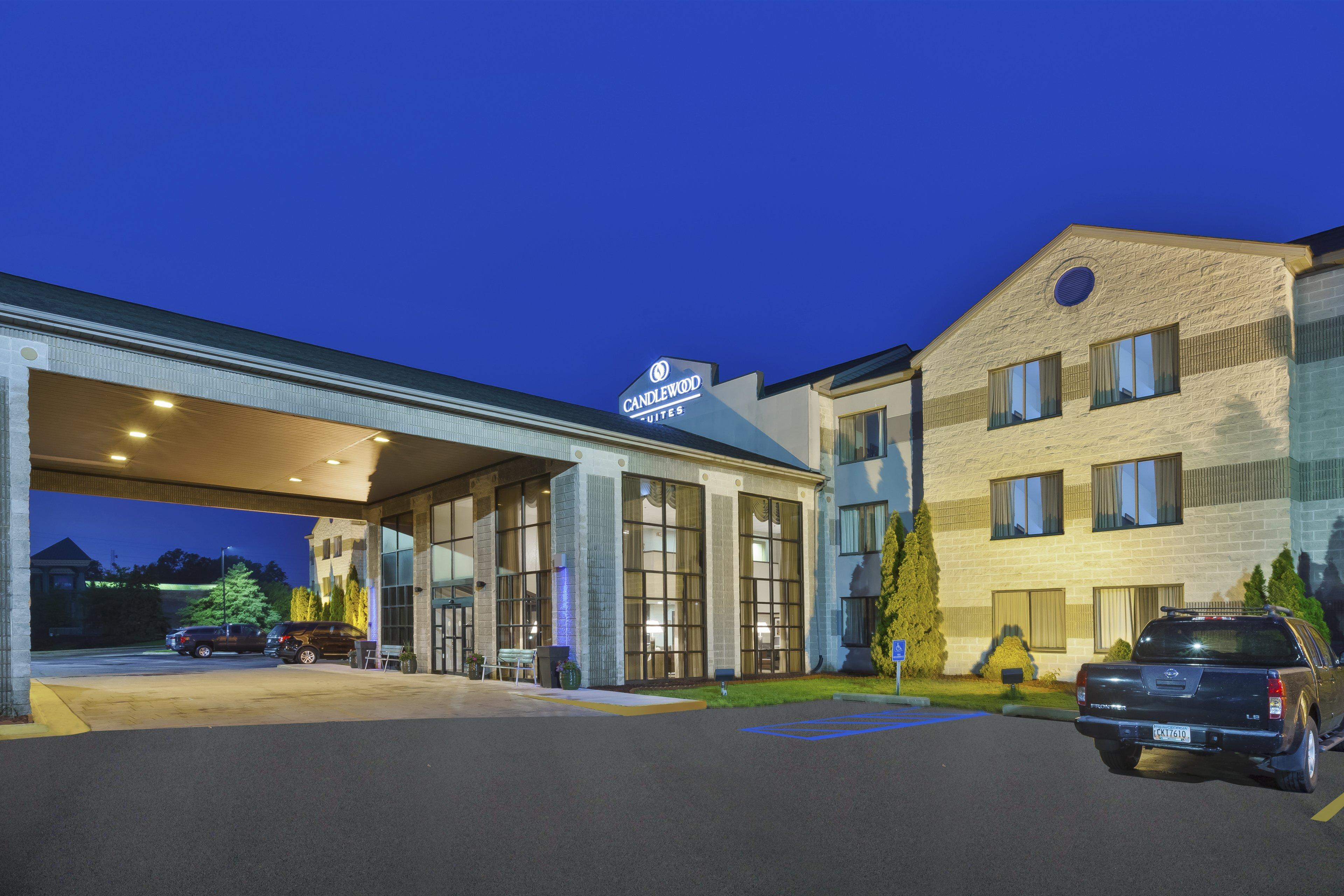 Candlewood Suites Grand Rapids Airport By Ihg Cascade Extérieur photo